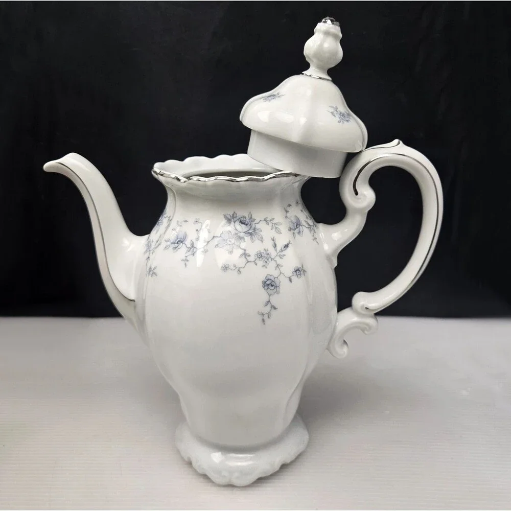 Johann Haviland Blue Garland Porcelain Coffee Pot w/ Lid Bavaria Germany Vintage